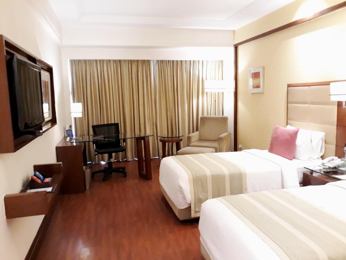 Park Inn Гургаон Экстерьер фото