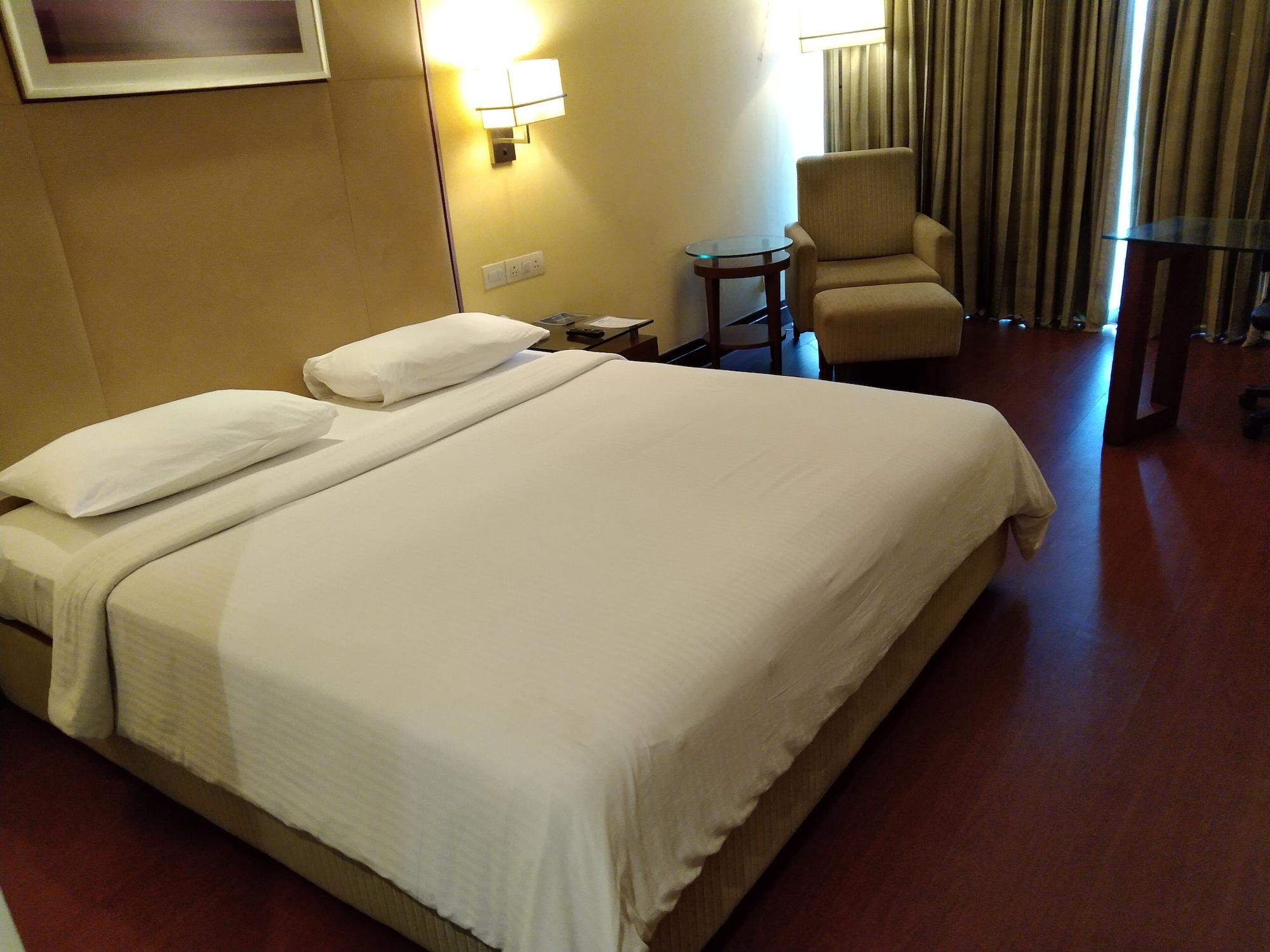 Park Inn Гургаон Экстерьер фото