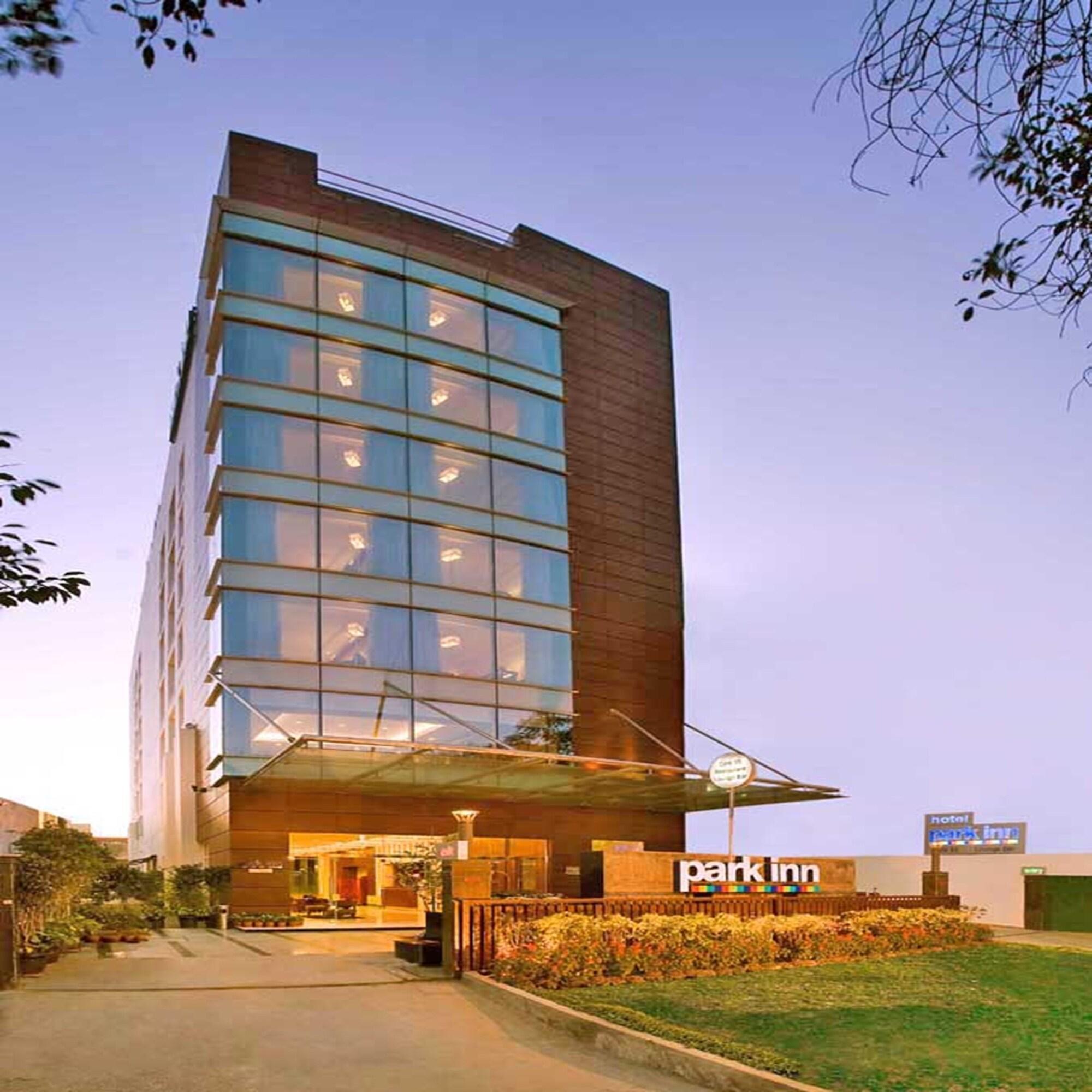 Park Inn Гургаон Экстерьер фото