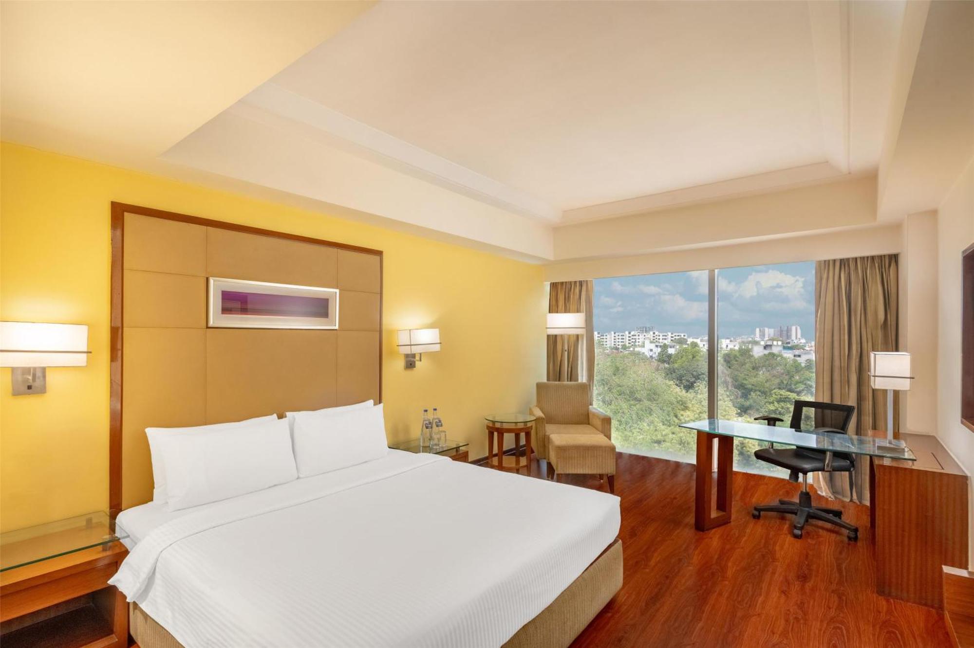 Park Inn Гургаон Экстерьер фото