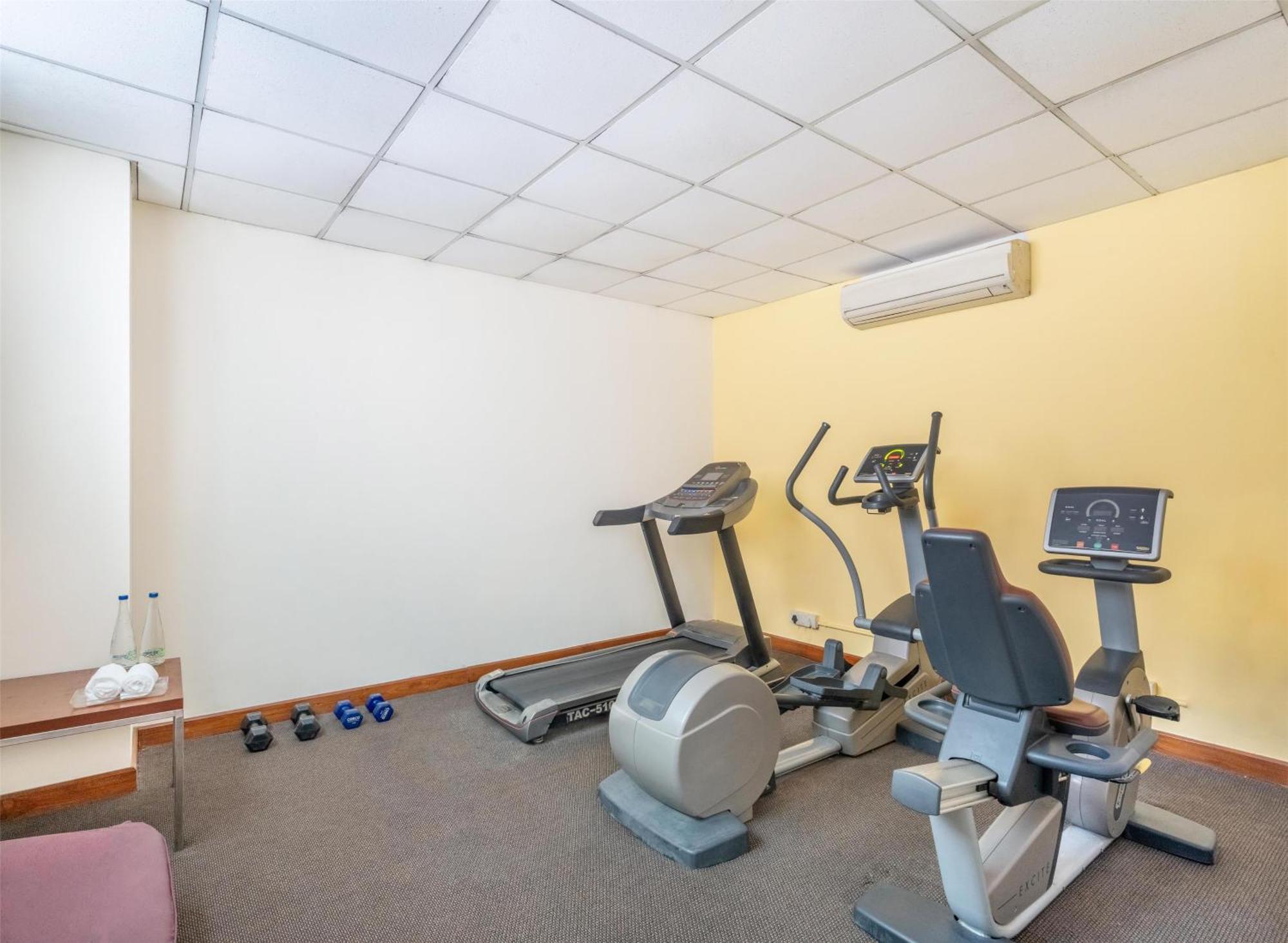 Park Inn Гургаон Экстерьер фото