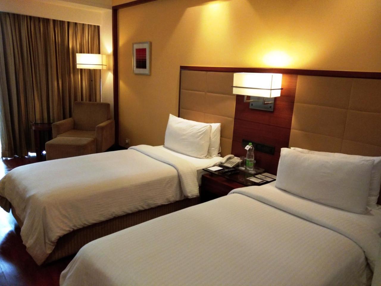 Park Inn Гургаон Экстерьер фото